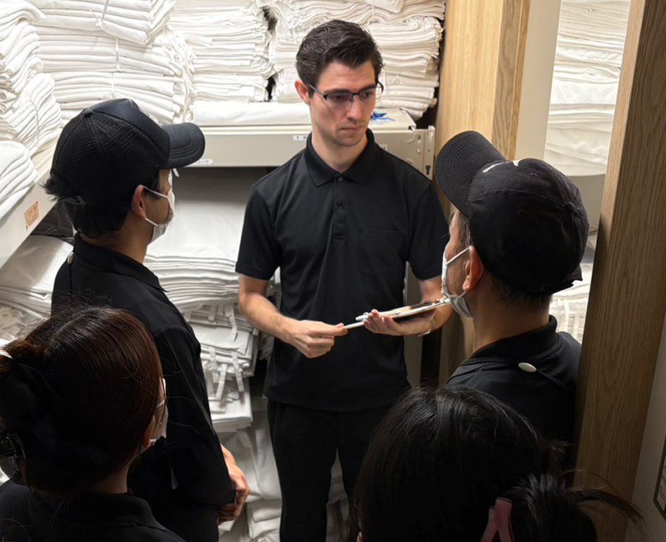 スタッフの打ち合わせ